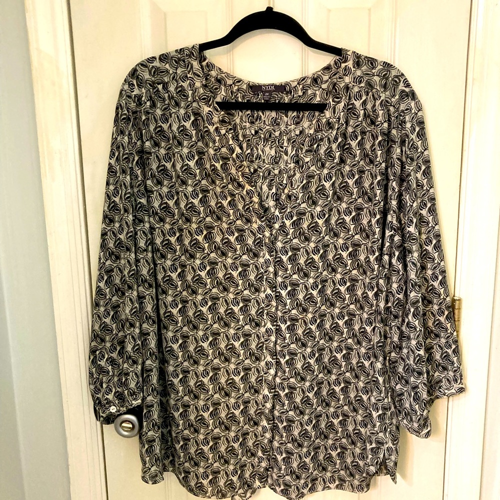 Plus size NYDJ blouse